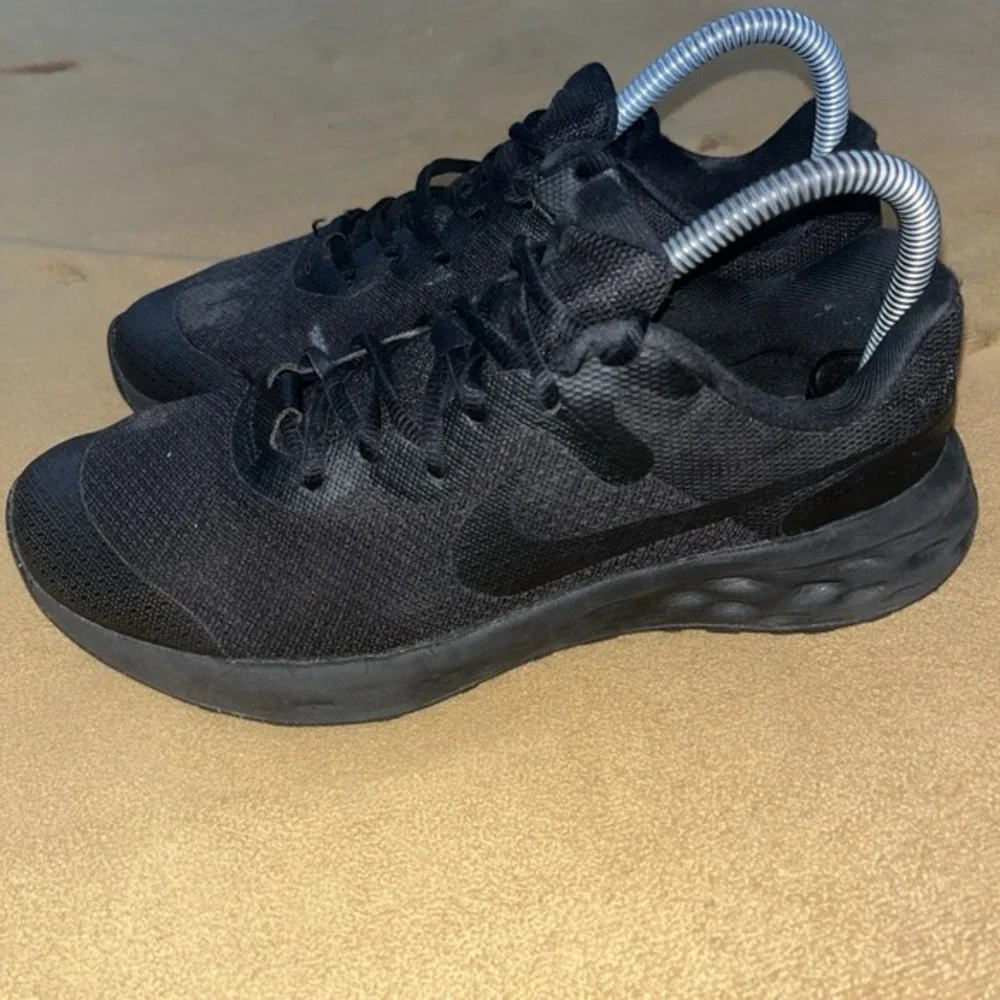 Women's Size 7 Nike Revolution 6‎ NN (GS) Shoes Black Dark Smoke DD1096-001 Gym